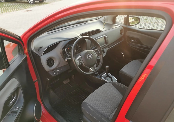 Toyota Yaris cena 41000 przebieg: 149000, rok produkcji 2014 z Rzeszów małe 154